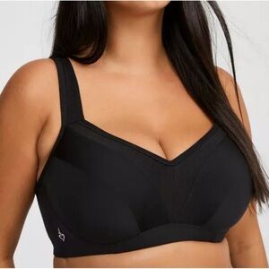 TORRID Active underwire sports bra size 48DD Black NEW